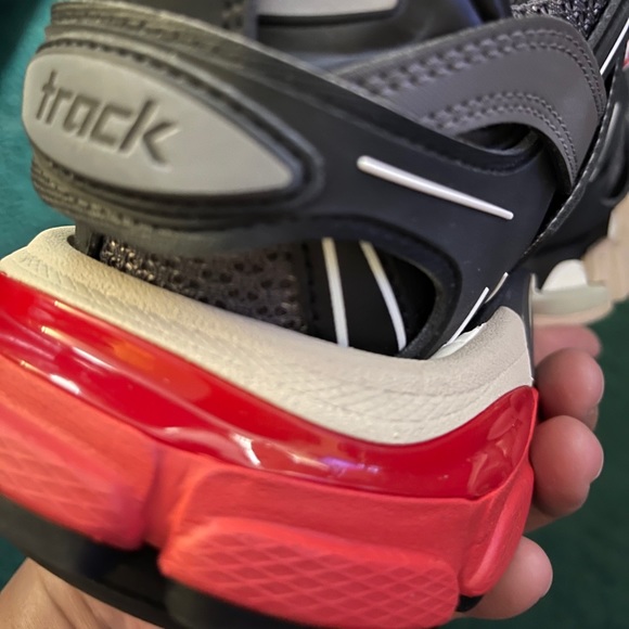 BALENCIAGA TRACK women’s - Picture 8 of 11